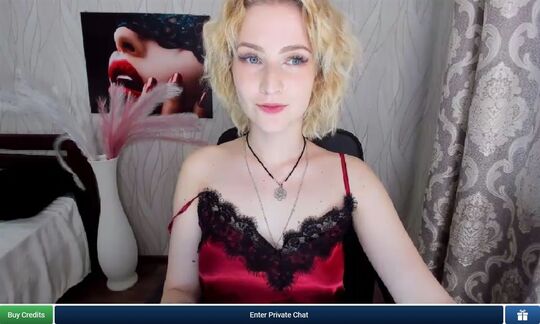 Beautiful blonde webcam performer in an open chat room on ImLive